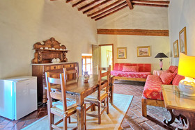 Castello di Montegufoni