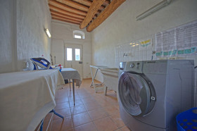 Castello di Montegufoni