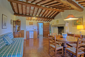 Castello di Montegufoni