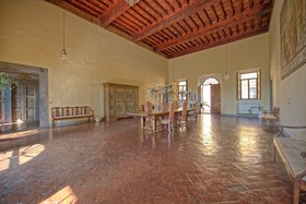 Castello di Montegufoni