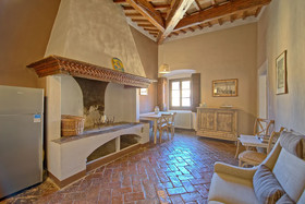 Castello di Montegufoni