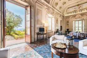 Castello di Montegufoni