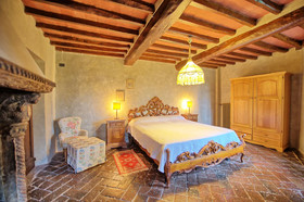 Castello di Montegufoni