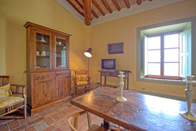 Castello di Montegufoni