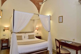 Borgo San Luigi