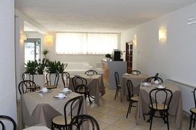 Hoteel SienaI Platani