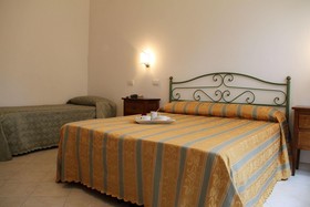 Hoteel SienaI Platani