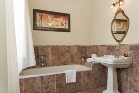 Villa Angelini 14&7 Emma Villas