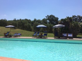 Agriturismo La Palazzina e Orchidea Bed&Breakfast
