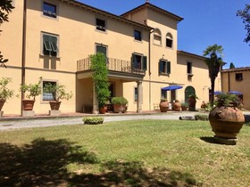 Agriturismo La Palazzina e Orchidea Bed&Breakfast