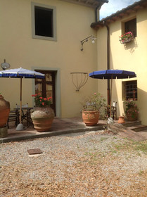 Agriturismo La Palazzina e Orchidea Bed&Breakfast