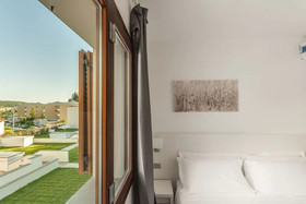The Florence Hills Luxury Resort