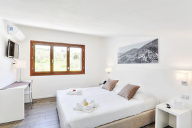 The Florence Hills Luxury Resort