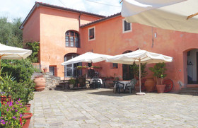Azienda Agriturismo Villa Pacinotti