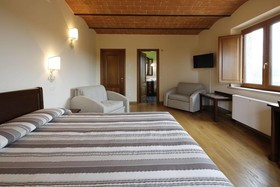 Agriturismo Poggio Al Tufo