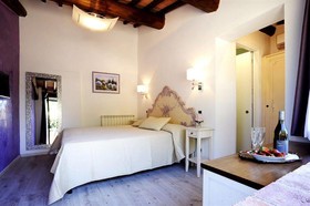 Antico Borgo San Lorenzo Relais & Residence