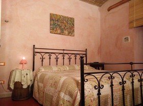 Antico Podere Il Bugnolo B&B