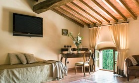 Villa Campomaggio