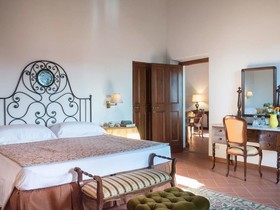 VIESCA Il Borro Toscana