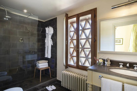 VIESCA Il Borro Toscana