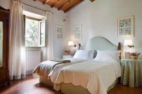 Casa Villa Rentals by Torre a Cona