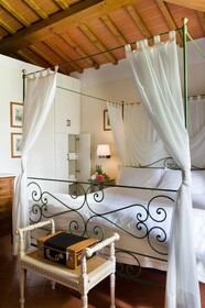 Casa Villa Rentals by Torre a Cona