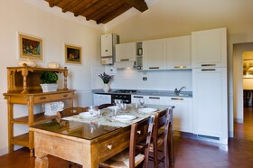 Casa Villa Rentals by Torre a Cona