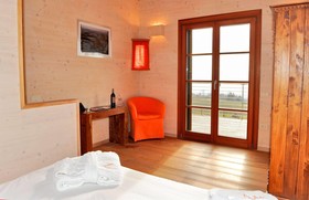 Valdonica Winery & Vineyard Residence