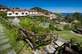 Hotel Cernia Isola Botanica