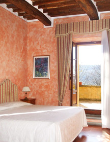 Palazzo Al Torrione 2 B&B