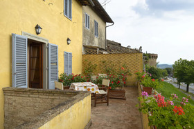 Palazzo Al Torrione 2 B&B