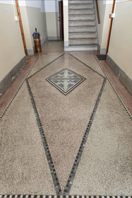 Sotto Le Mura Di Leonardo