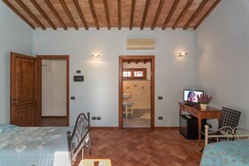 Pisa Holidays Bed & Breakfast
