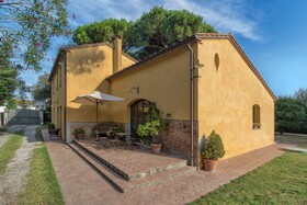 Pisa Holidays Bed & Breakfast