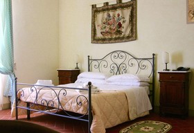 Villa La Grotta