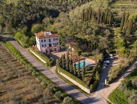 Villa La Grotta