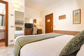 Hotel Athena