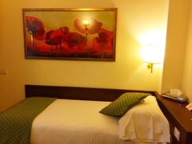 Hotel Athena