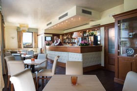 Hotel Athena