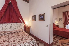 II Chiostro del Carmine