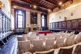 II Chiostro del Carmine