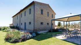 La Fonte Di Santa Regina 16 by Emma Villas