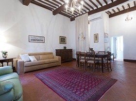 Palazzo Piccolomini Naldi Bandini