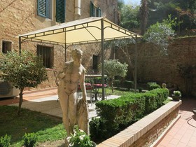 Piazza Paradiso Accommodation