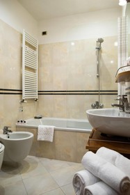 Piazza Paradiso Accommodation