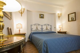 Piazza Paradiso Accommodation