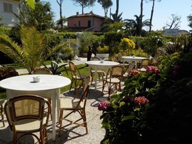 Hotel Bijou