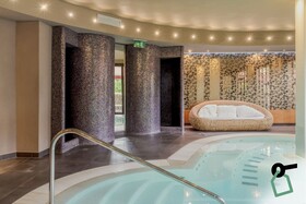 HOTIDAY Room Collection - Marinetta