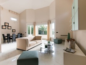 Versilia Sains Souci
