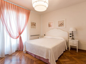 Versilia Sains Souci